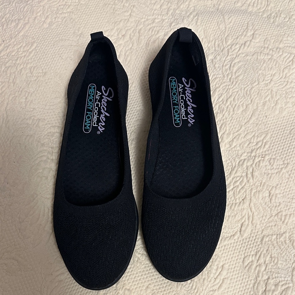 Skechers Women's Black Memory Foam Flats